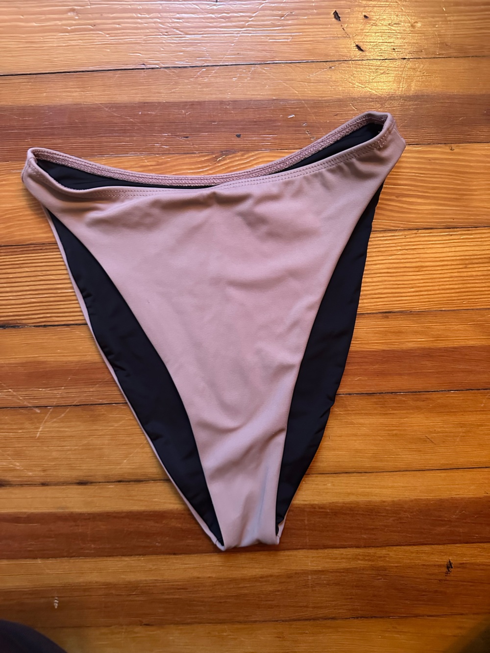 Classic Two-Tone High-Cut Bikini Bottom - Taupe
